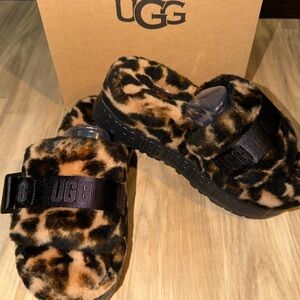 Size 5 UGG Women s Fluffita Panther Print Slipper Slides 1122556 BNIB